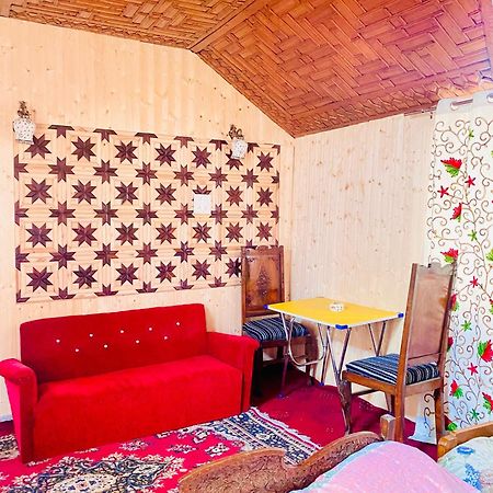 House Boat New Pala Palace Srīnagar 외부 사진