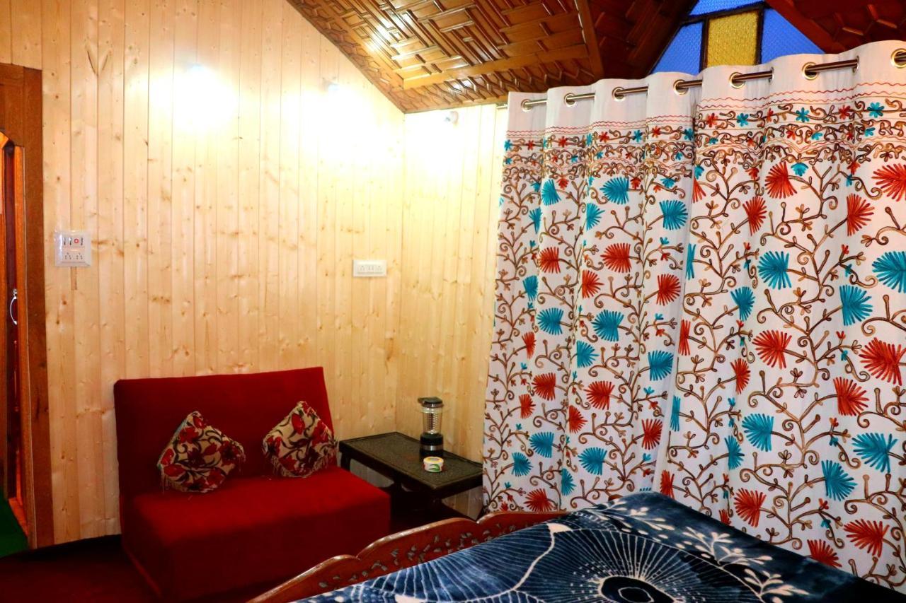 House Boat New Pala Palace Srīnagar 외부 사진