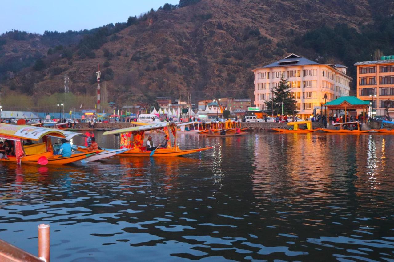 House Boat New Pala Palace Srīnagar 외부 사진