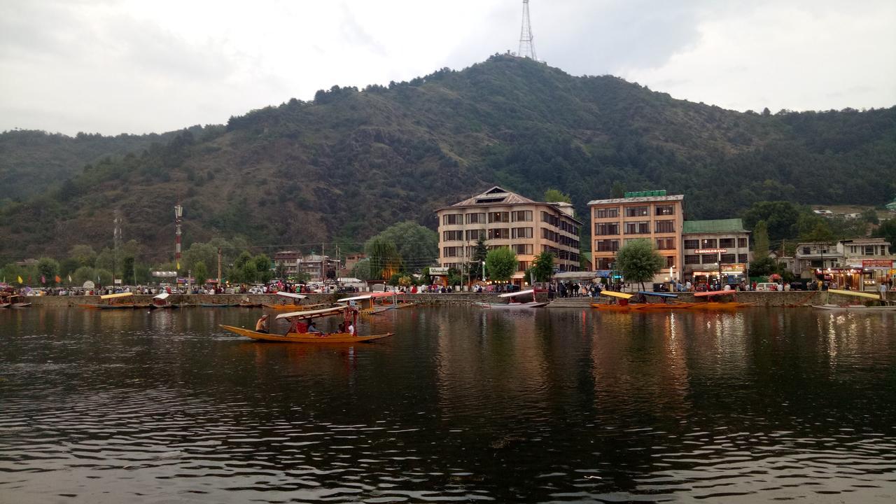 House Boat New Pala Palace Srīnagar 외부 사진